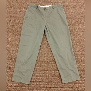 Men's 37 x 30 L. L. Bean Olive Khaki 100% Cotton Classic Fit Chinos